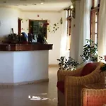 Mirachoro Da Rocha *