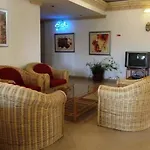 Mirachoro Da Rocha Apartment