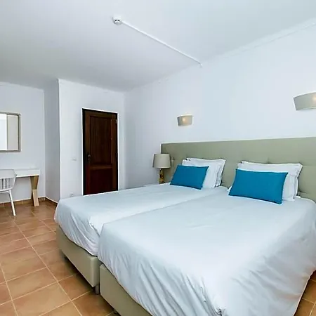 Mirachoro Da Rocha Apartament