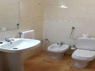 Mirachoro Da Rocha *