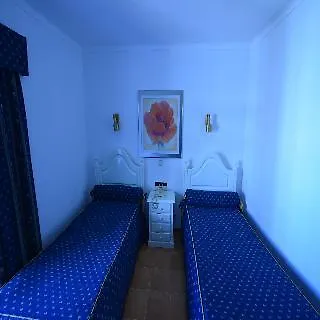 Mirachoro Da Rocha *