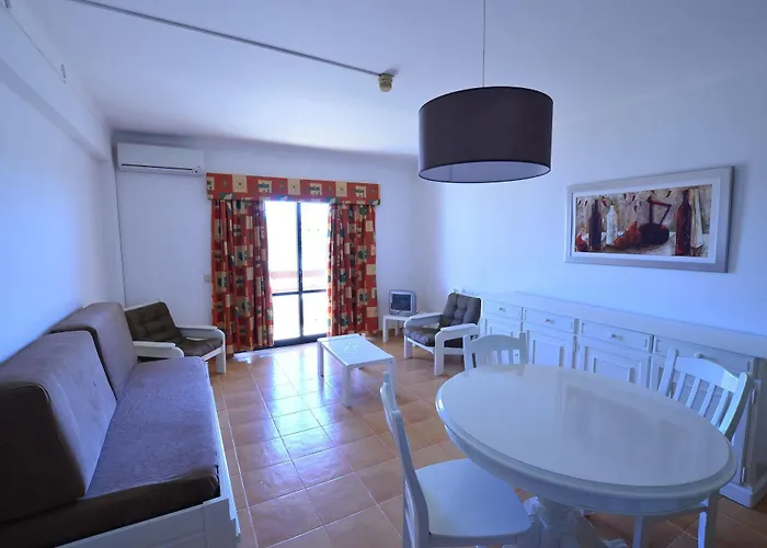 Mirachoro Da Rocha Apartment